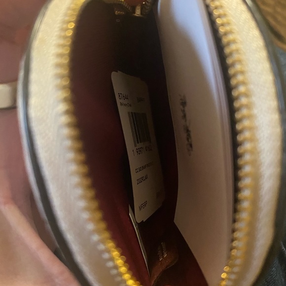 🌺🌺🌺Coach Snowflake coin case🌺🌺🌺 - Picture 3 of 4